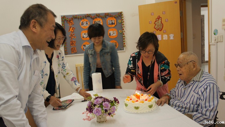 1527216341959134.jpg 星空综合官网应用经济研究所