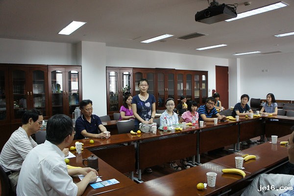 2011级硕士生与导师见面会举行